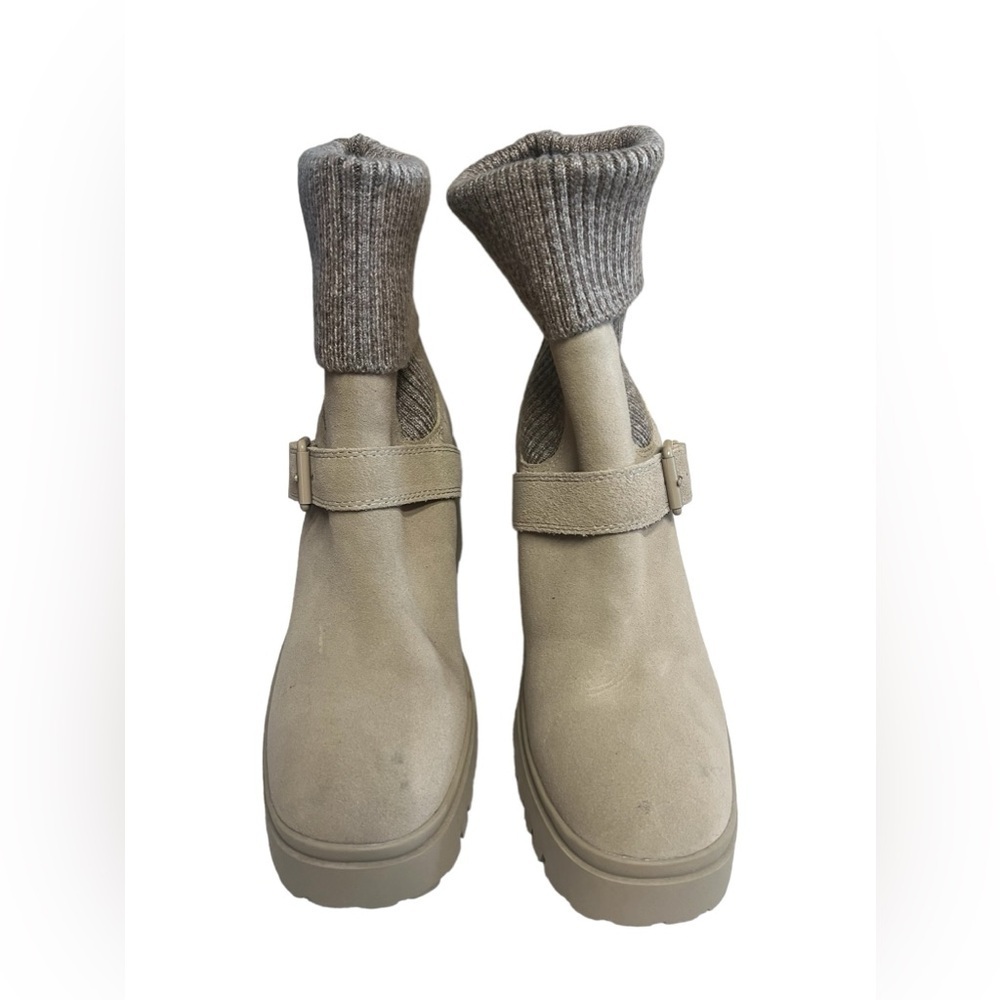 NWOT Blondo Waterproof Beige Platform Sock Boots 8.5